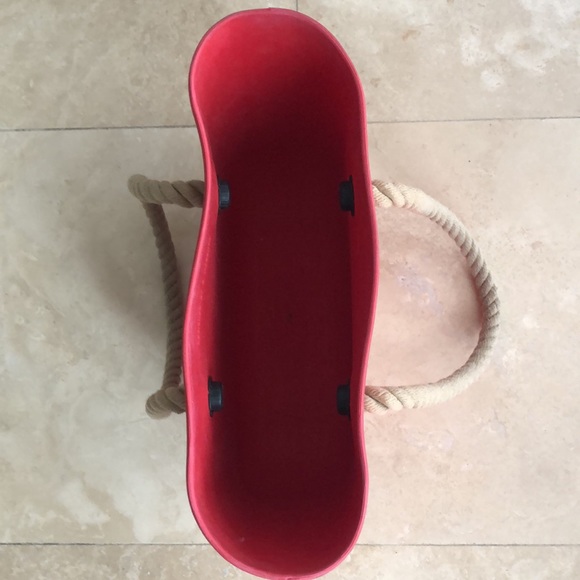 Red O Bag - Picture 6 of 6